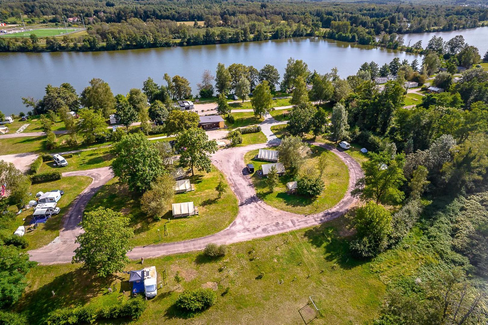 Camping Les Ballastieres - Vosges Du Sud Champagney Экстерьер фото
